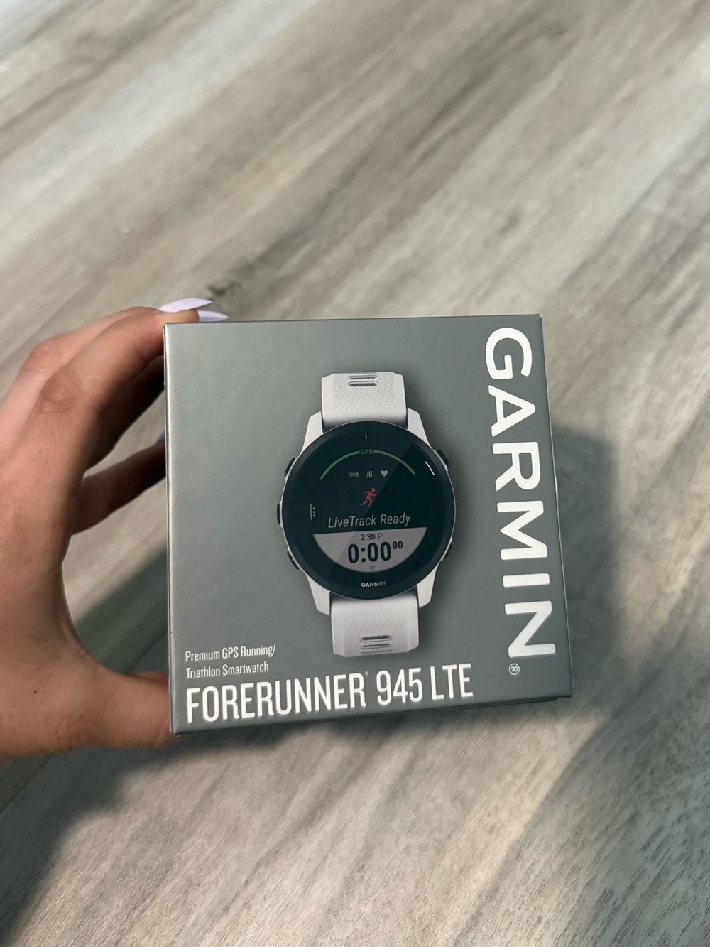 EUC Garmin Forerunner 945 LTE